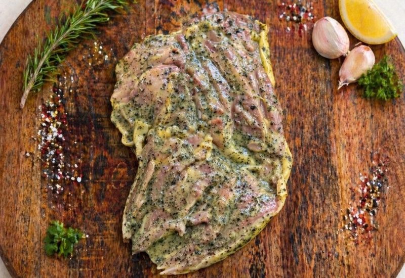Steak de poulet mariné - Maison Raspide