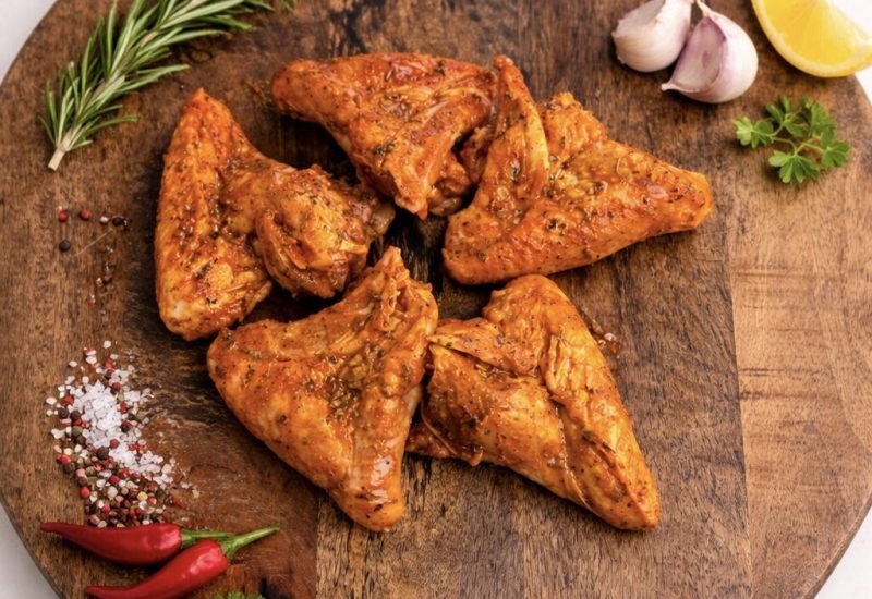 Aile de poulet fermier mariné provençal - Maison Raspide