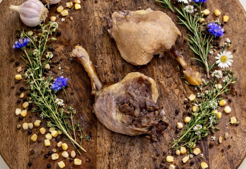 Cuisse confite de canard sous vide - Maison Raspide